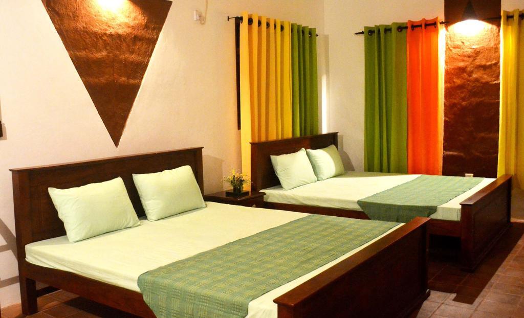 Pelican View Cottages Kataragama Exterior photo